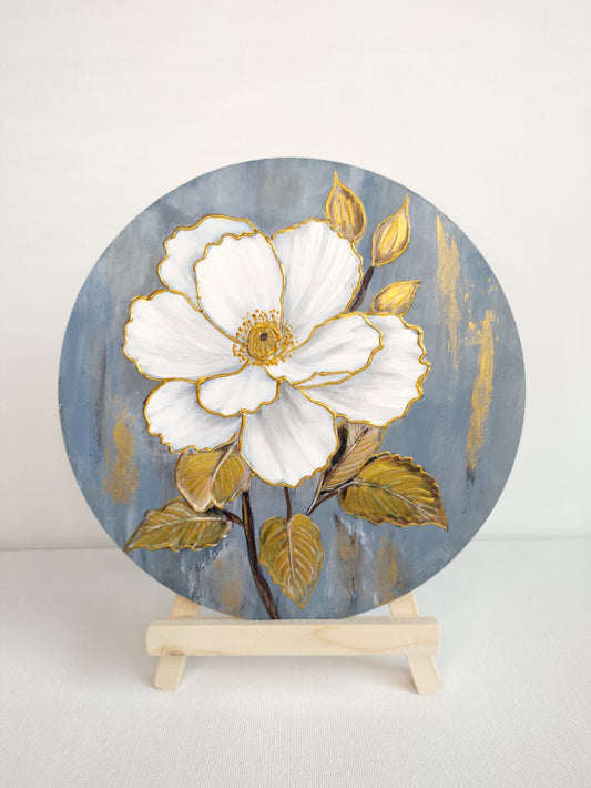 Round shaped Floral with Golden leaves
